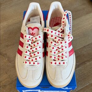 Adidas women spezial Valentine’s Day style